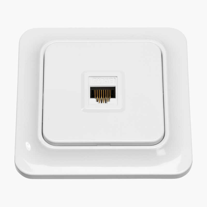 RJ45-uttak v:1304785