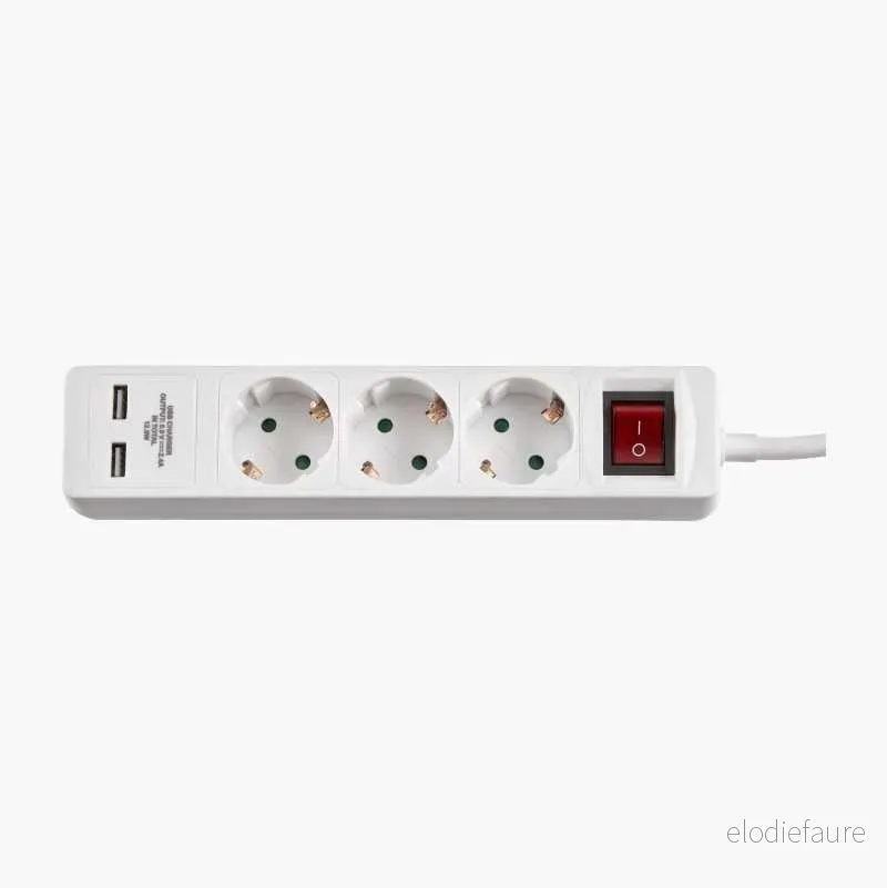 Grenuttak treveis med 2 stk. USB-port v:3849088 Grenuttak treveis med 2 stk. USB-port v:3849088