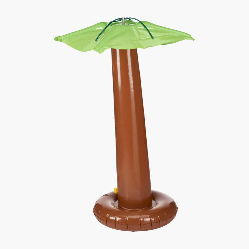 Palme som spruter vann v:4751026