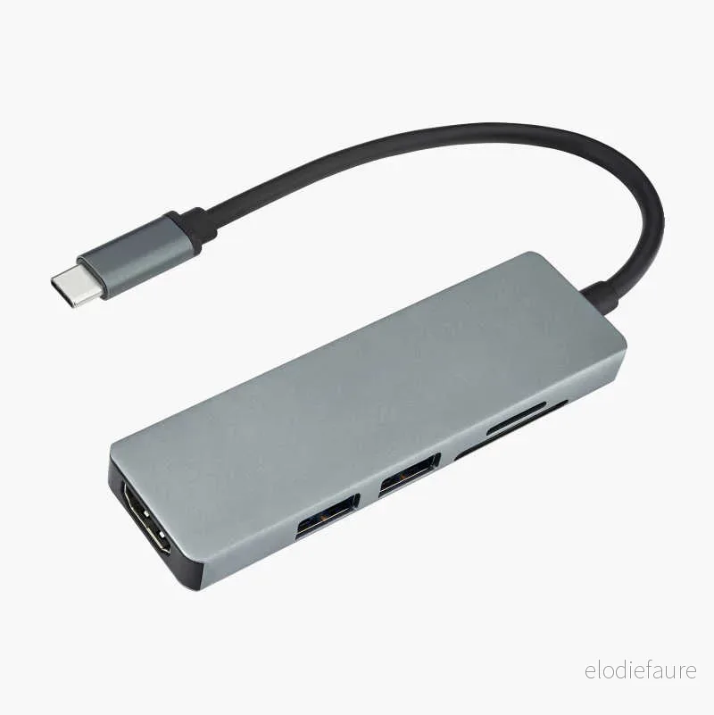 USB type C-hub med fem utganger v:4393912 USB type C-hub med fem utganger v:4393912